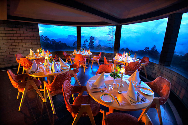 Indien Reise (Südindien)  Unser Hotel in den Bergen, Blick nach draußen