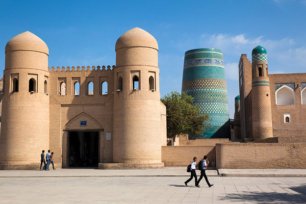 Usbekistan Reise  Stadttor im märchenhaften Chiwa